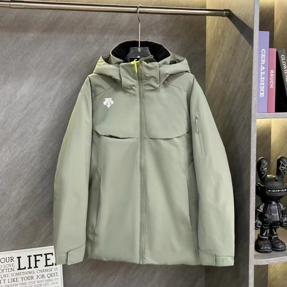 Descente Men's Outdoor Thickened Hooded Warm Jacket Cotton Clothes